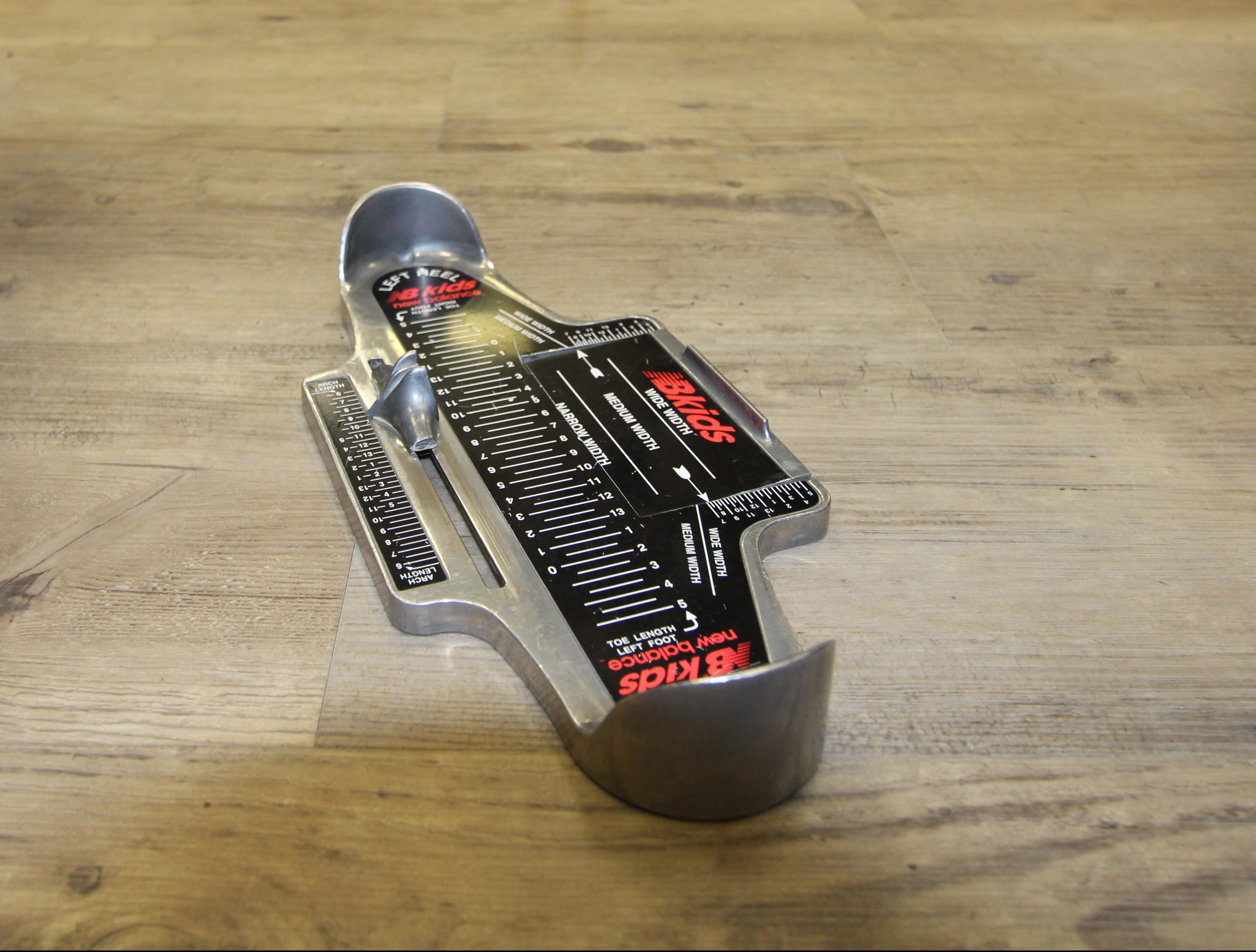 foot measuring device
